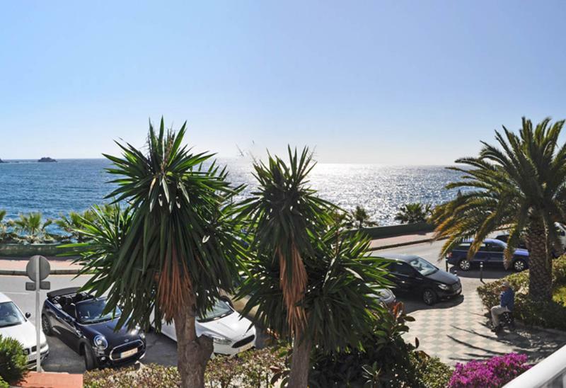 Hotel Arrayanes Playa Almuñécar